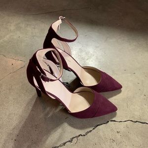 Never worn- Marc Fisher heels